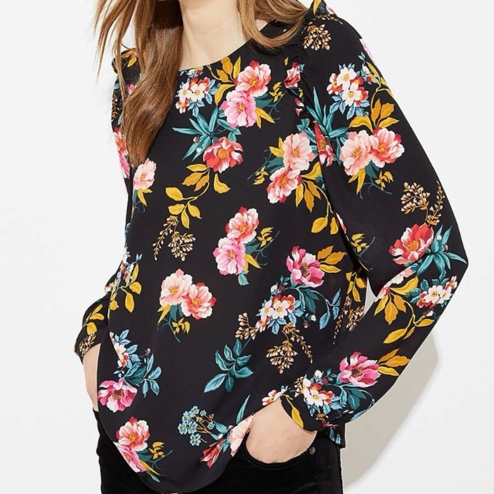 NWT LOFT FLORAL RUFFLE SHOULDER BAR BACK BLOUSE SIZE LARGE